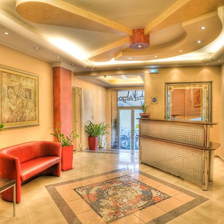 Argo Hotel Piraeus Exterior photo