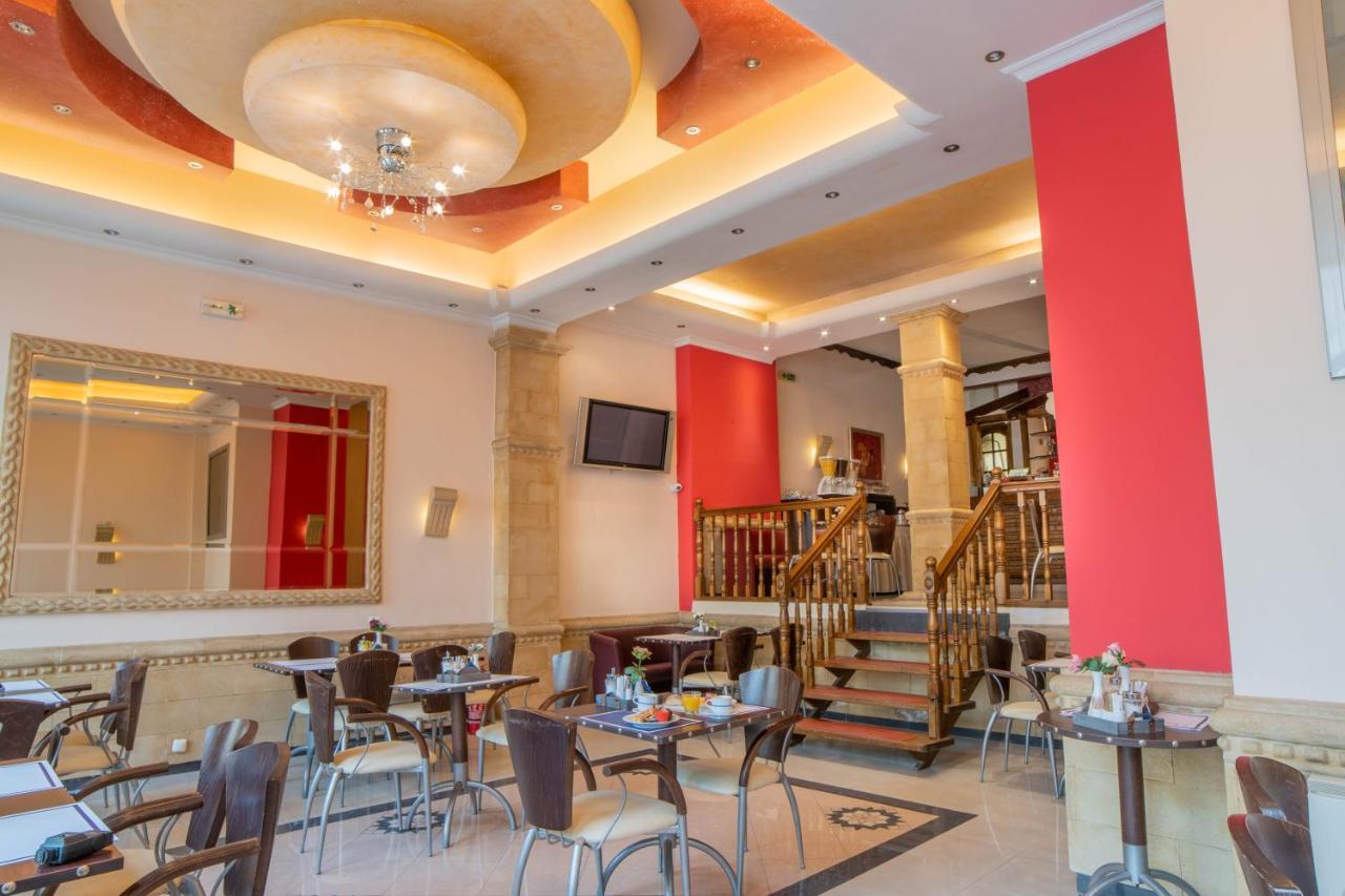 Argo Hotel Piraeus Exterior photo