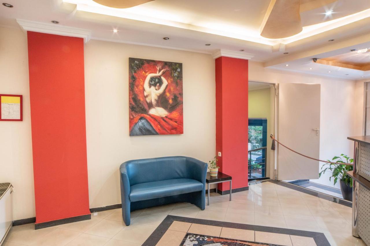 Argo Hotel Piraeus Exterior photo