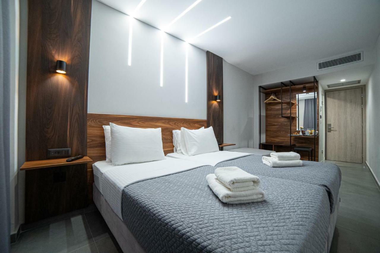 Argo Hotel Piraeus Exterior photo